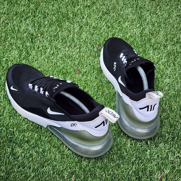 NIKE AIR MAX 270 - Women's Sneakers - SIZE 9.5 - Picture 4 of 9